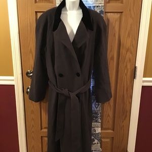 💚3/$25 MDP size 14 dark gray coat with black buttons and collar